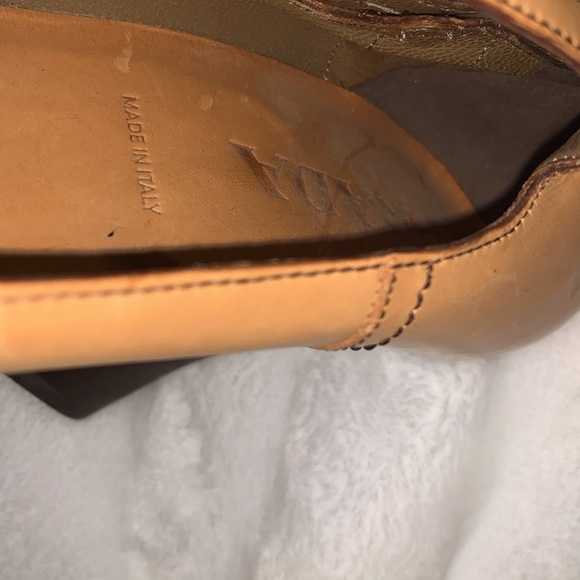 Prada Womens Tan Leather Heels Size 7 - Picture 7 of 7
